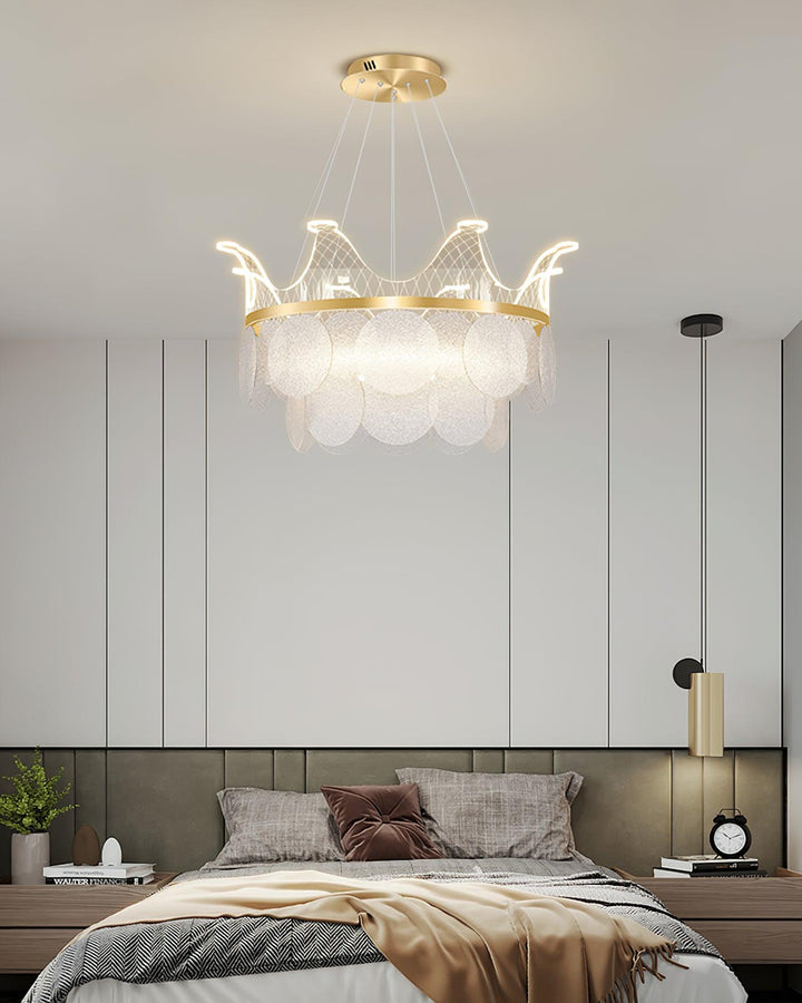 Vassar Crown Chandelier - Vakkerlight