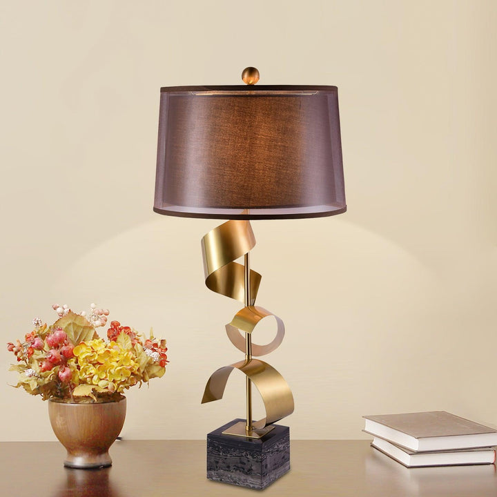 Vero Table Lamp - Vakkerlight