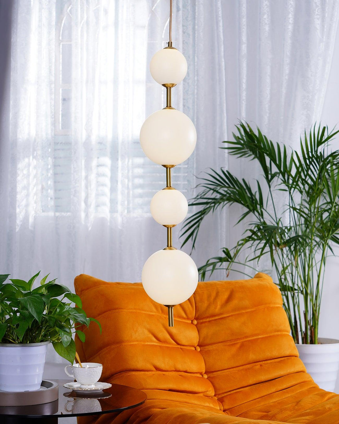 Vertical Globe Pendant Lamp - Vakkerlight