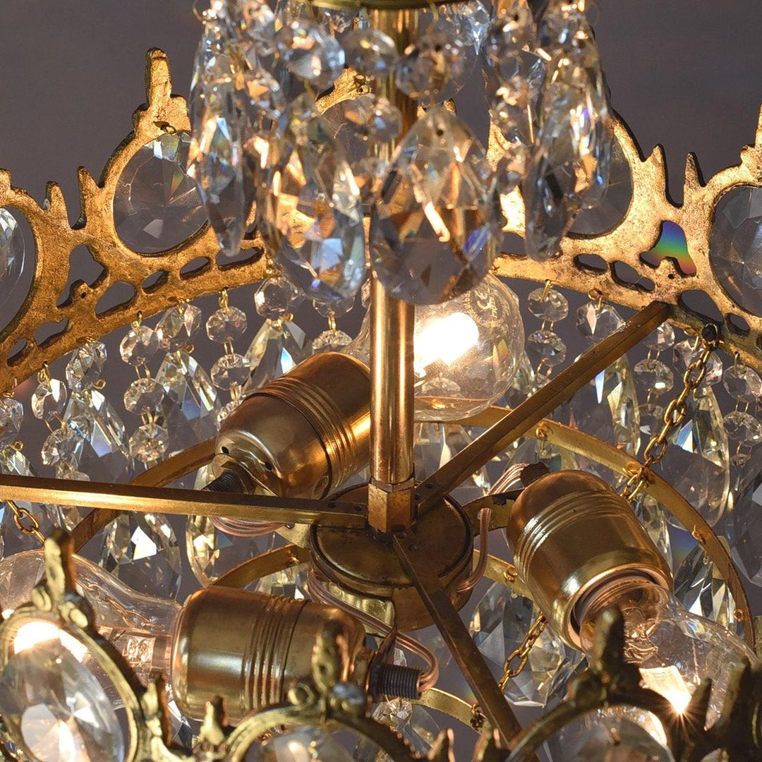 Vintage Crystal Chandelier - Vakkerlight