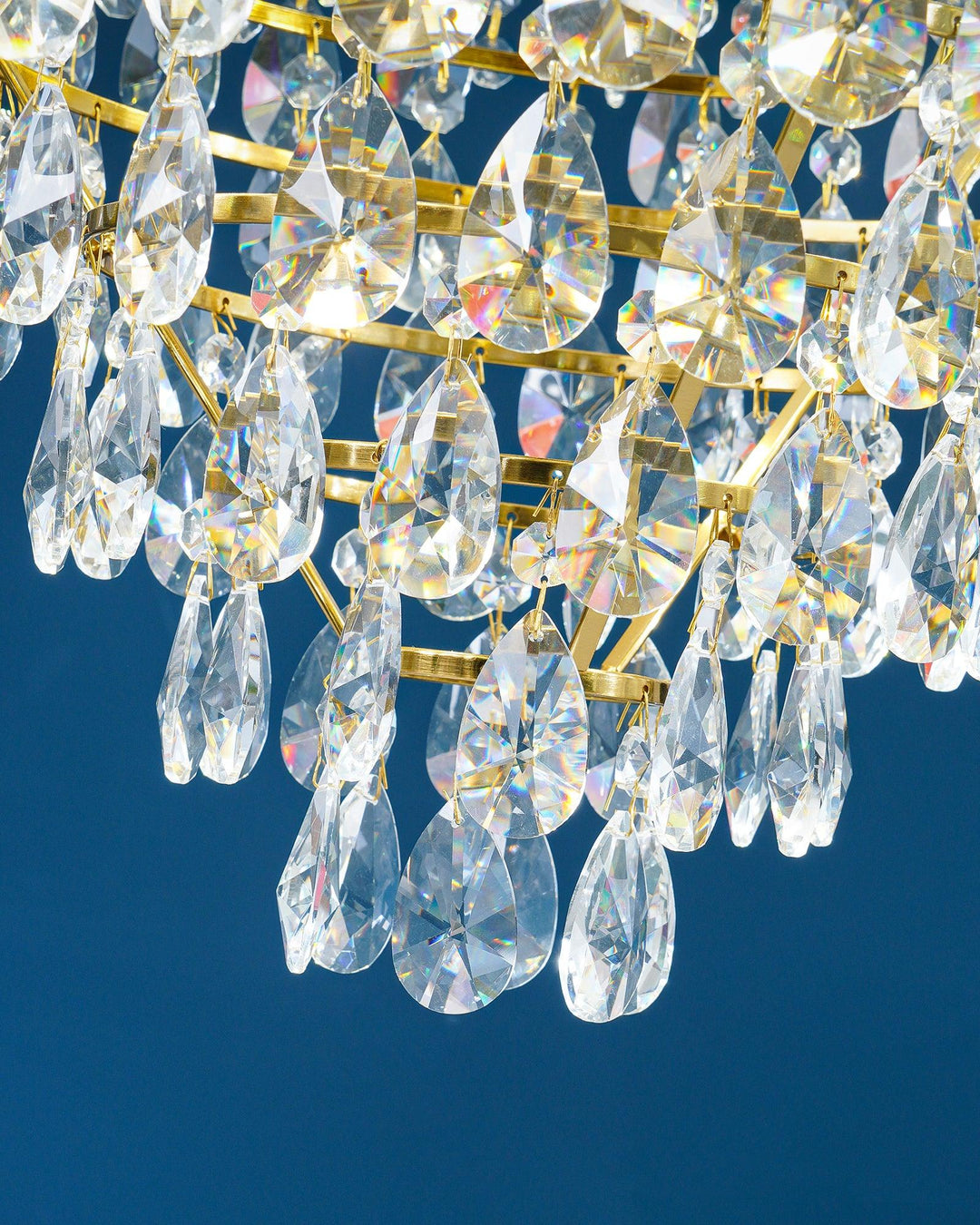 Vintage Crystal Chandelier - Vakkerlight