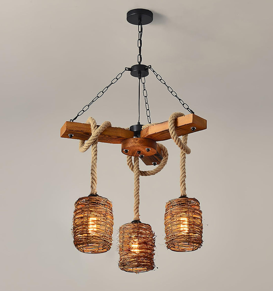 Vintage Farmhouse Chandelier - Vakkerlight