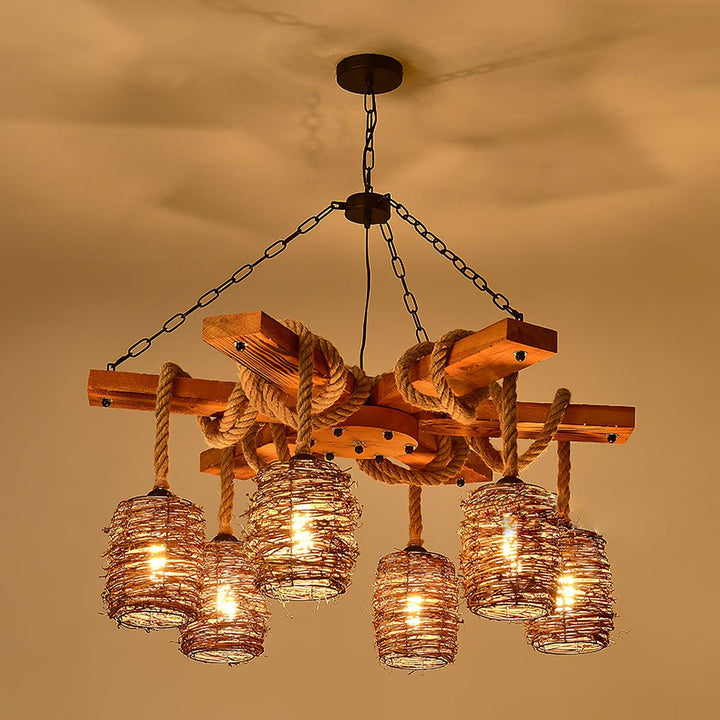 Vintage Farmhouse Chandelier - Vakkerlight