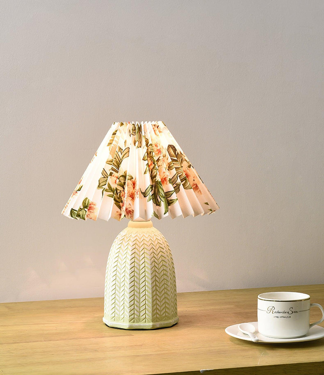 Vintage Pleated Table Lamp - Vakkerlight