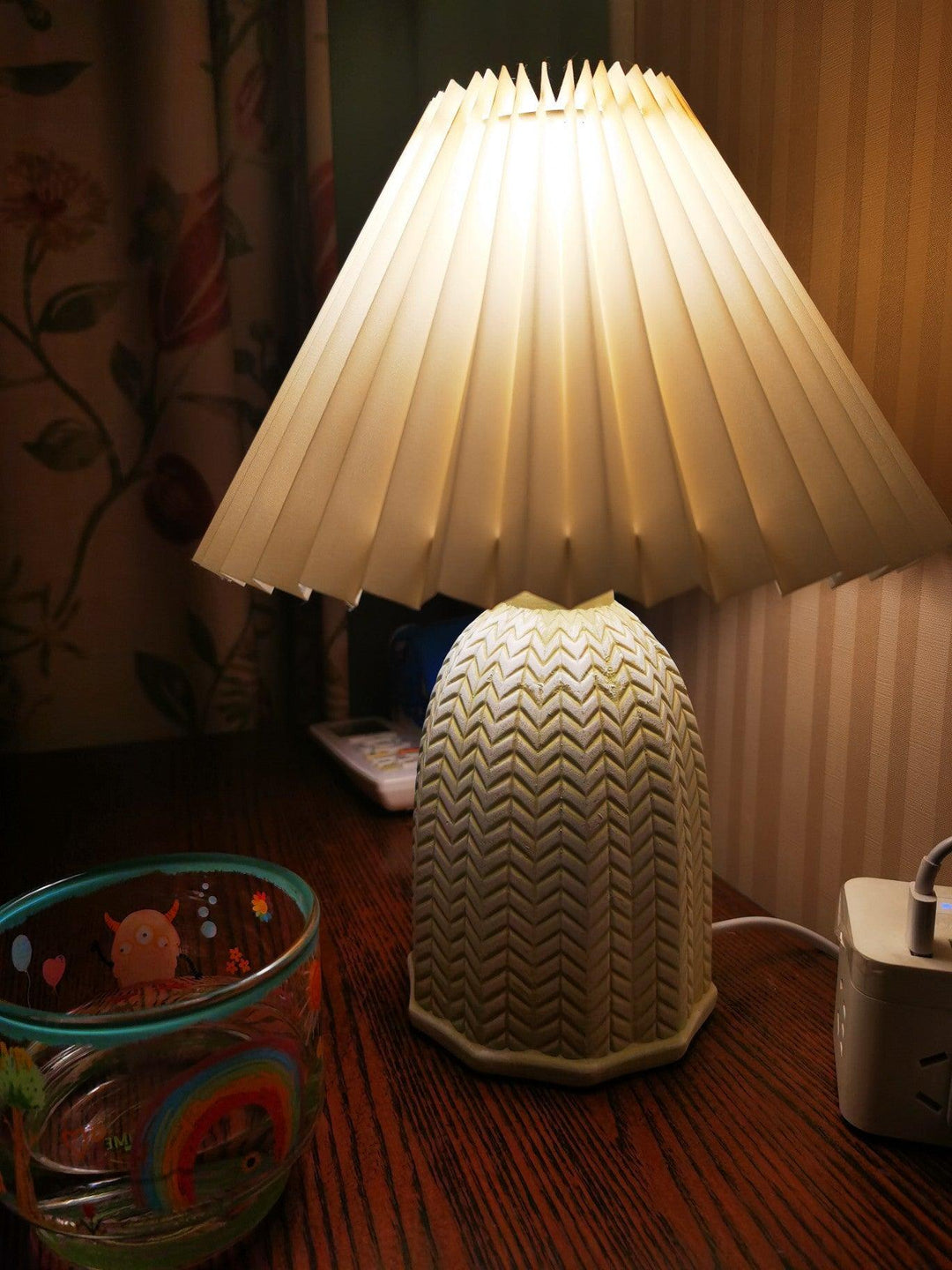 Vintage Pleated Table Lamp - Vakkerlight