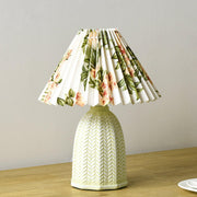 Vintage Pleated Table Lamp - Vakkerlight