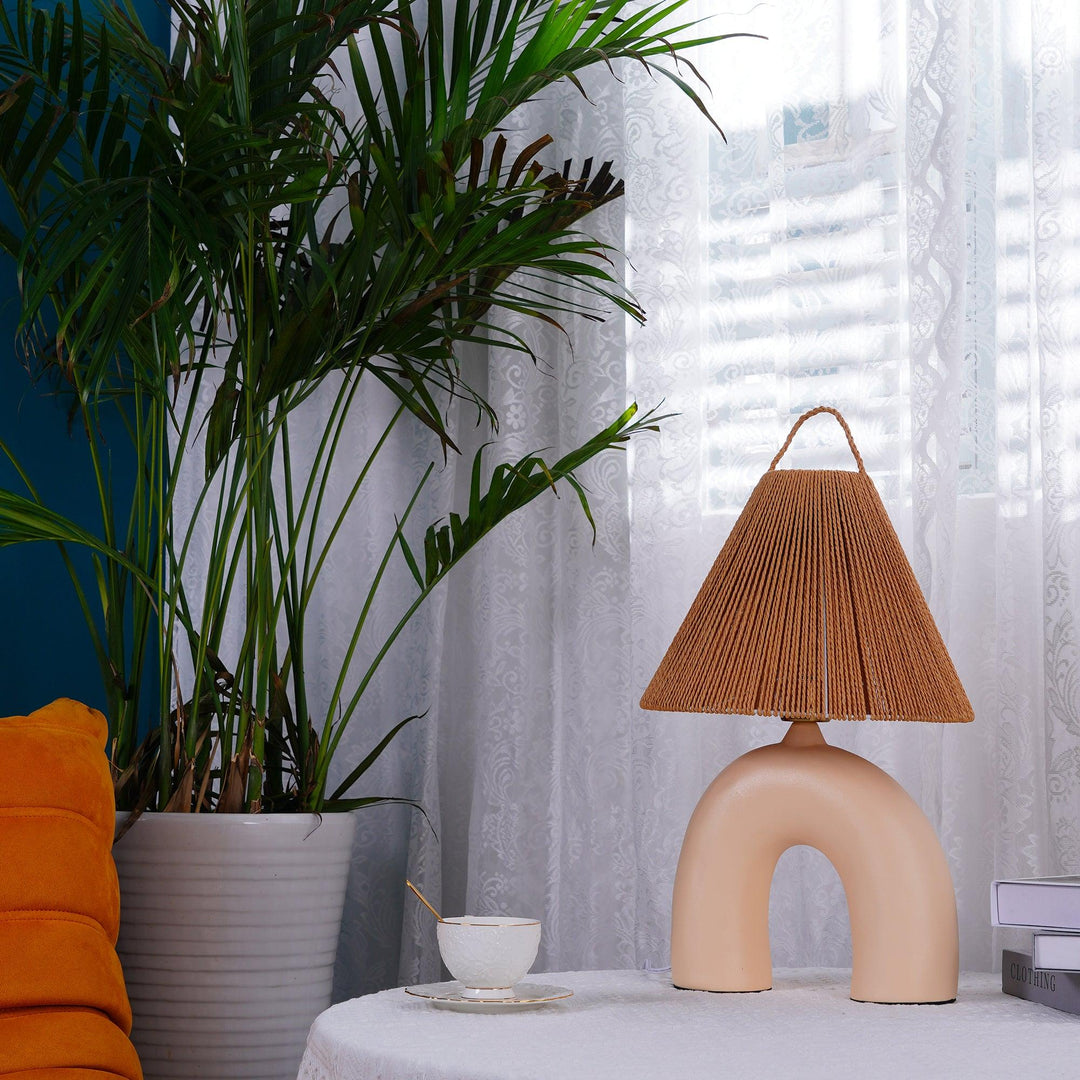 Arched Table Lamp - Vakkerlight