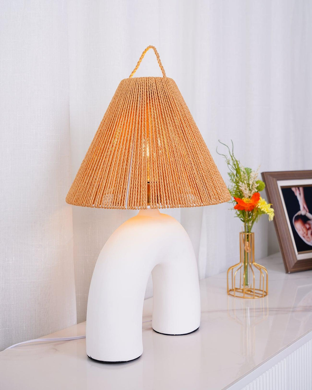 Arched Table Lamp - Vakkerlight