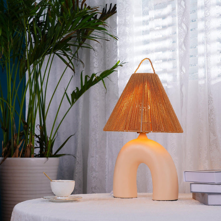 Arched Table Lamp - Vakkerlight