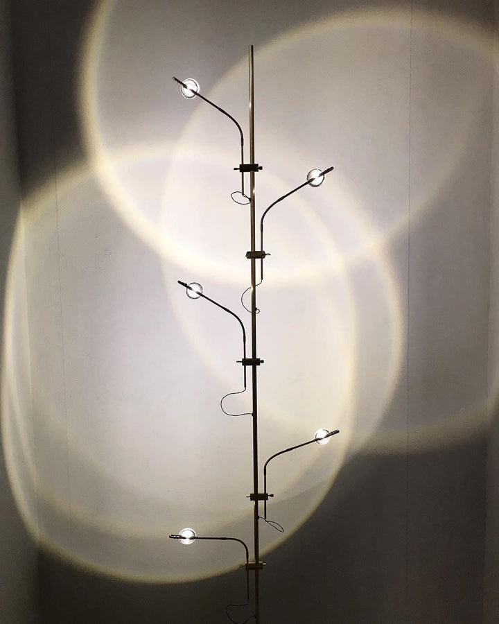 Wa Wa Floor lamp - Vakkerlight