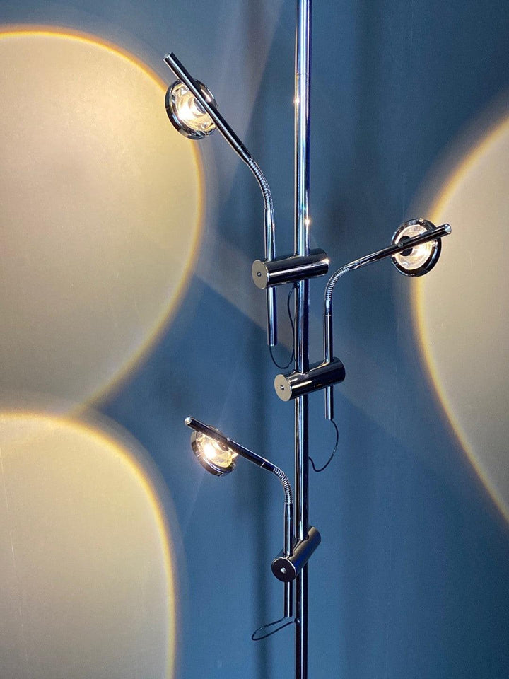 Wa Wa Floor lamp - Vakkerlight