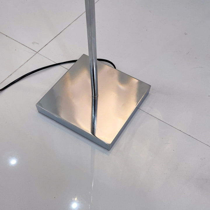 Wa Wa Floor lamp - Vakkerlight