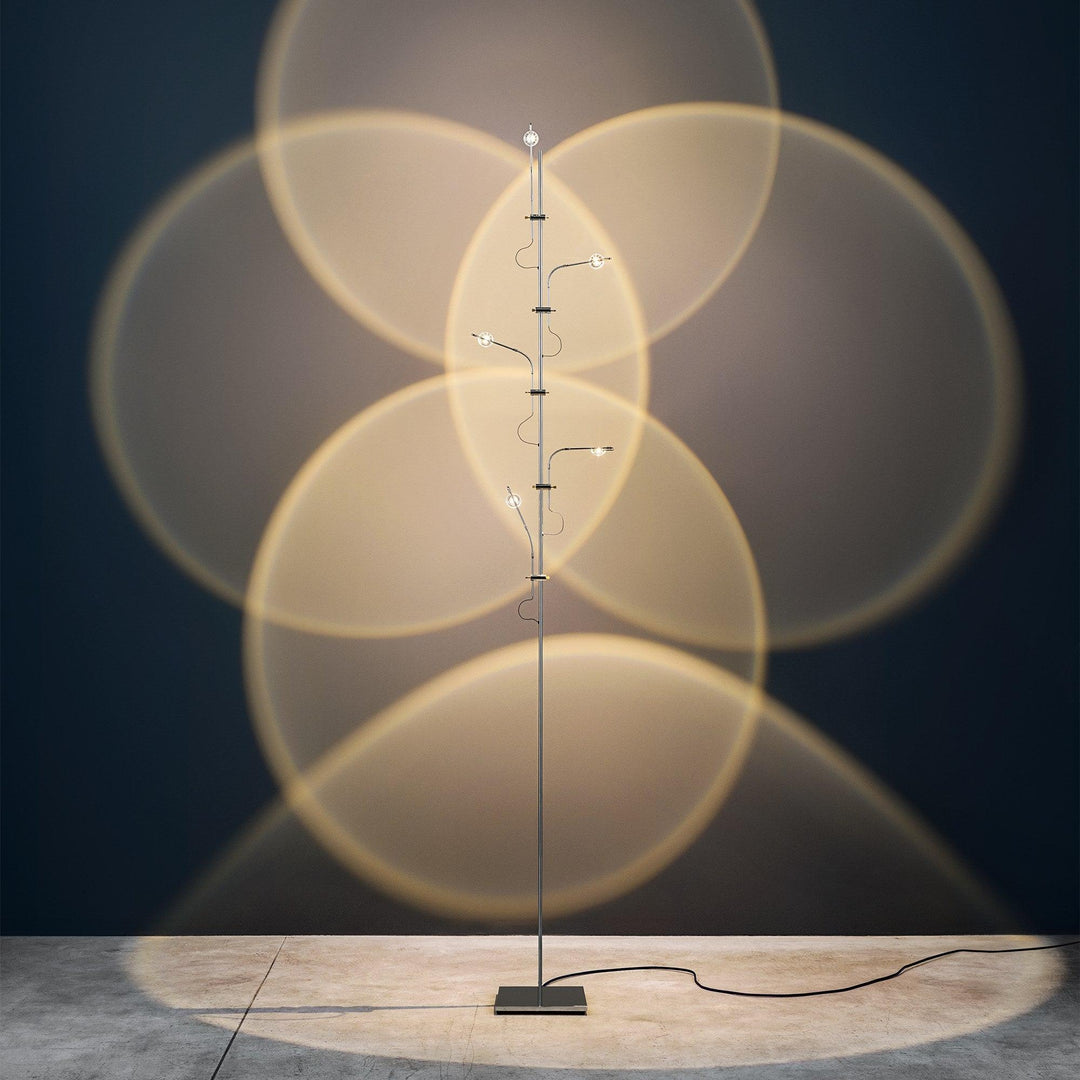 Wa Wa Floor lamp - Vakkerlight