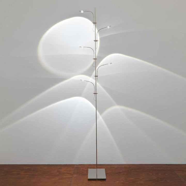 Wa Wa Floor lamp - Vakkerlight