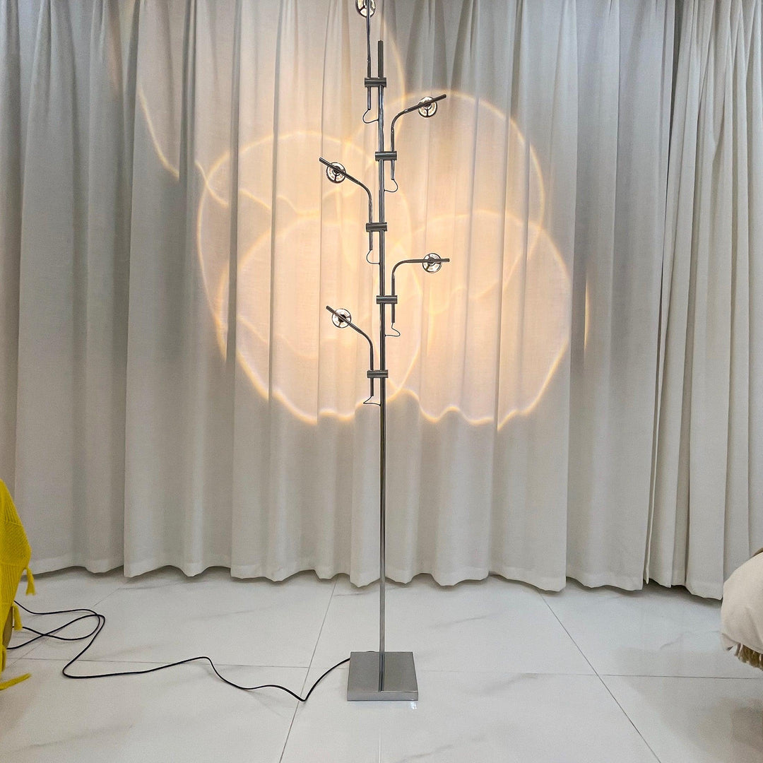 Wa Wa Floor lamp - Vakkerlight