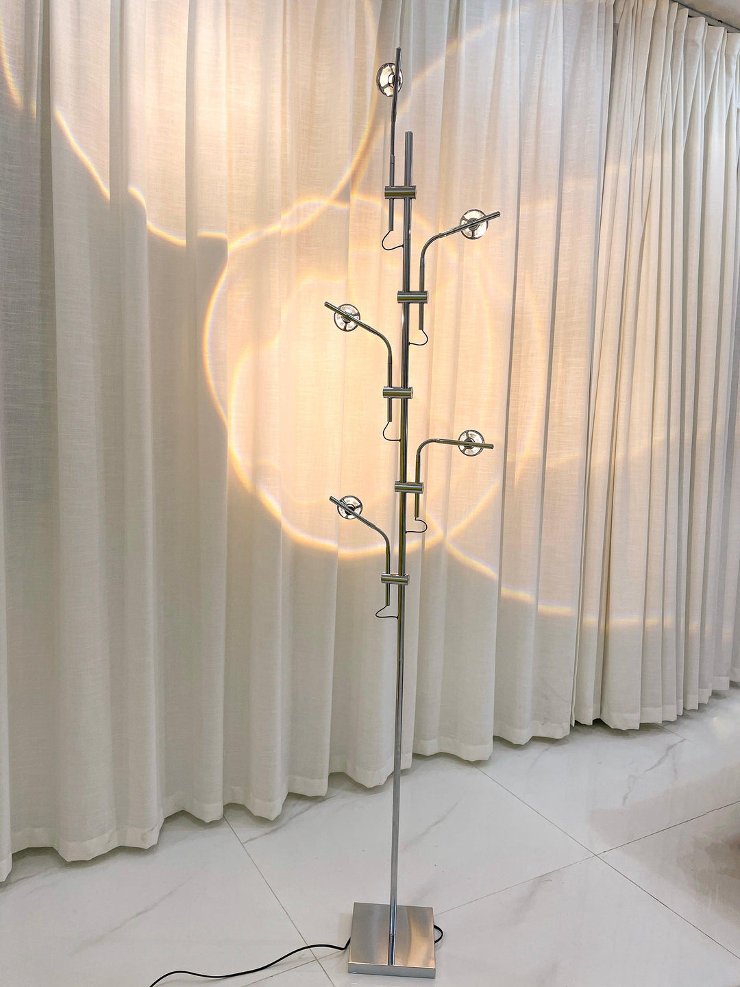 Wa Wa Floor lamp - Vakkerlight