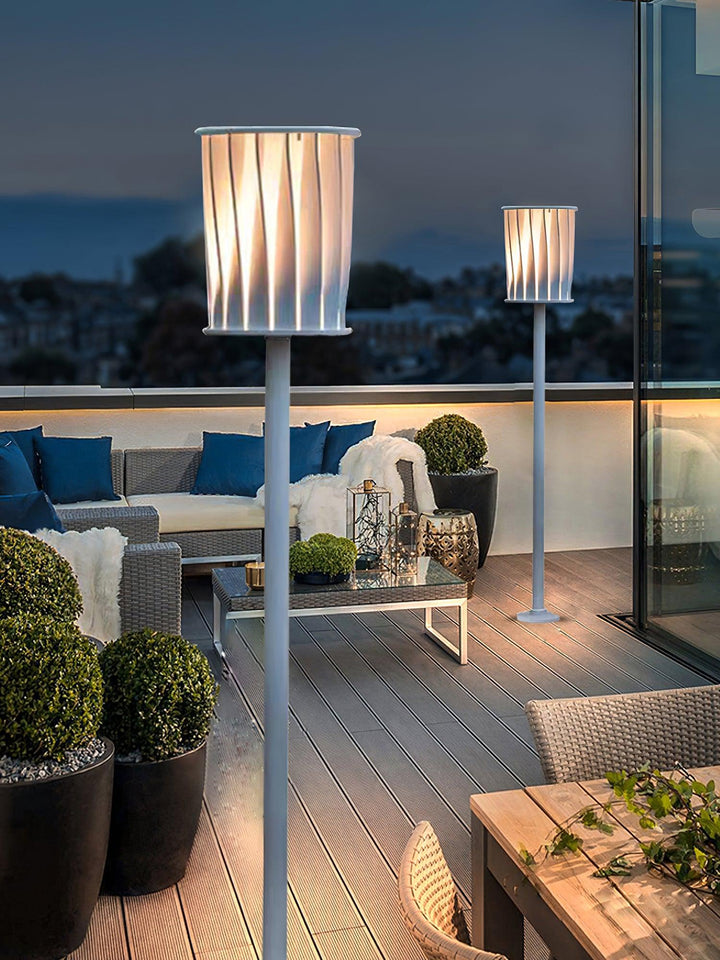 White Column Garden Light - Vakkerlight