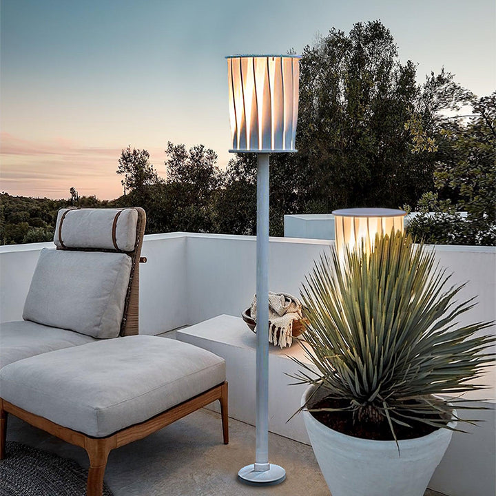 White Column Garden Light - Vakkerlight