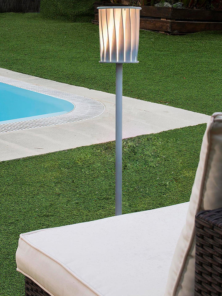 White Column Garden Light - Vakkerlight