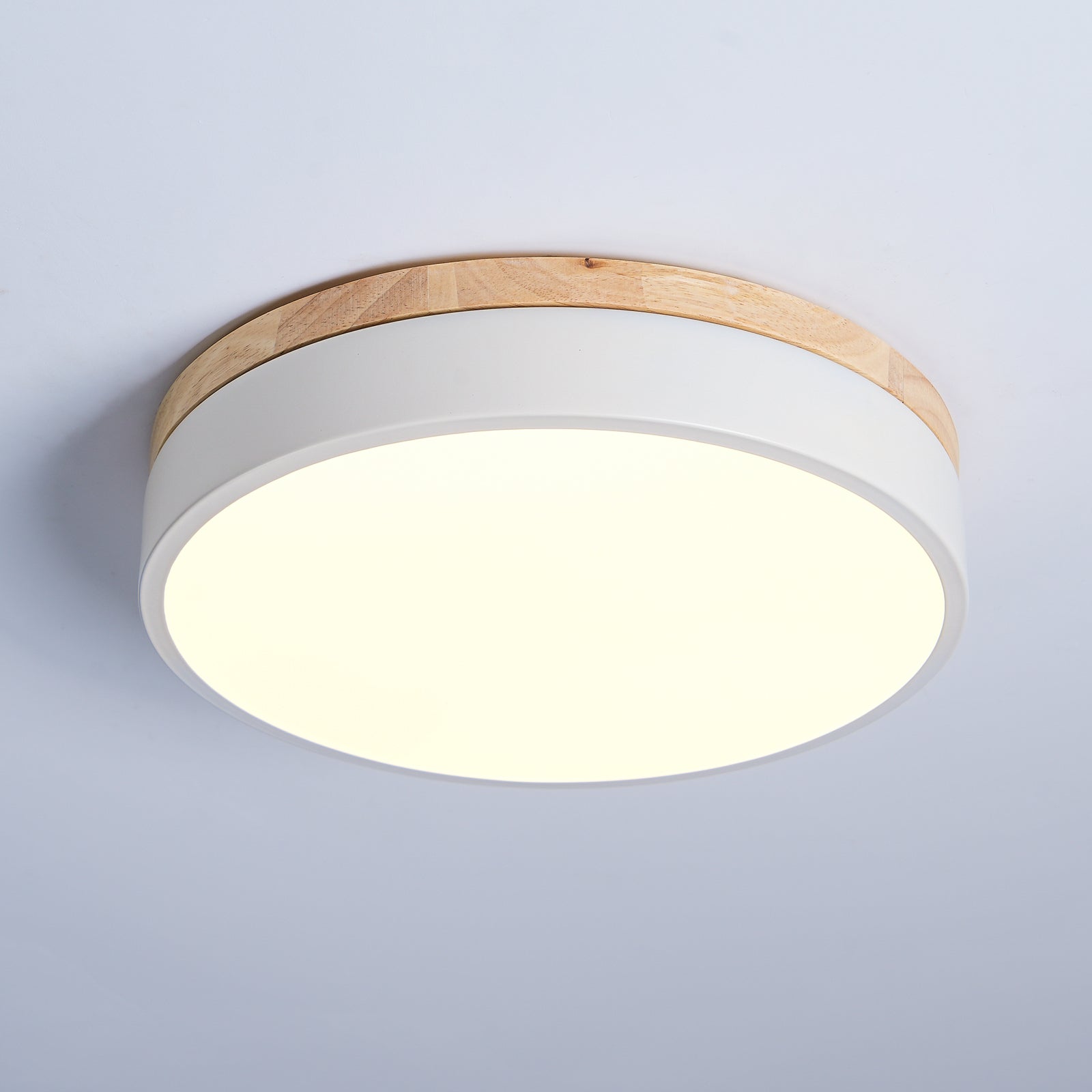 White Round Wooden Ceiling Lamp – Vakkerlight
