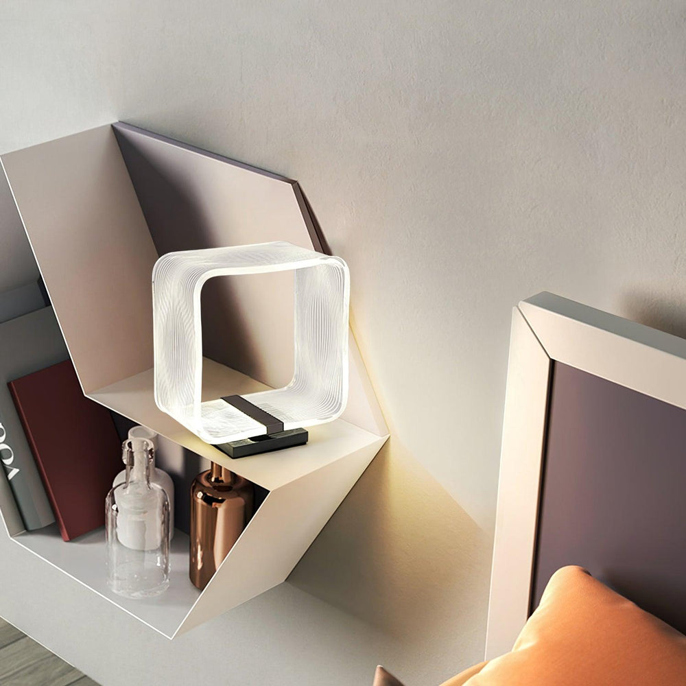 Wire Cube Table Lamp - Vakkerlight