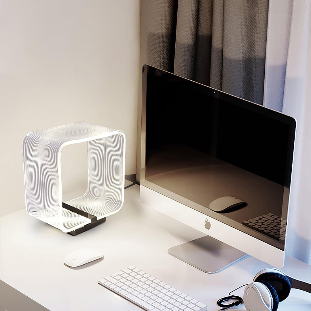 Wire Cube Table Lamp - Vakkerlight