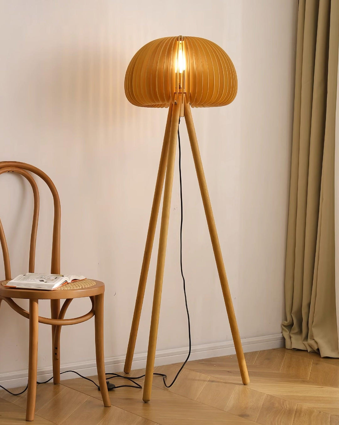 Wooden Pumpkin Floor Lamp - Vakkerlight