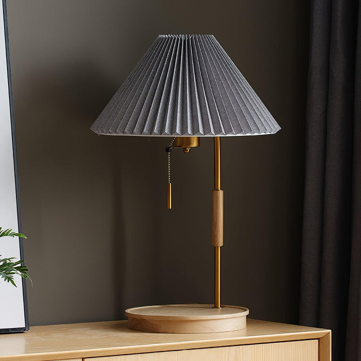 Wooden Retro Table Lamp - Vakkerlight