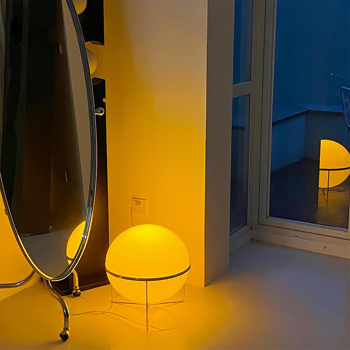 Yolk Table Lamp - Vakkerlight